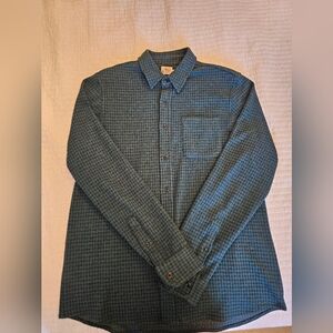 Faherty Legend Sweater Shirt size L